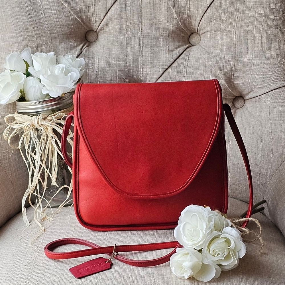 Vintage Coach Lindsay Crossbody Shoulder Bag 9888 (Red!)